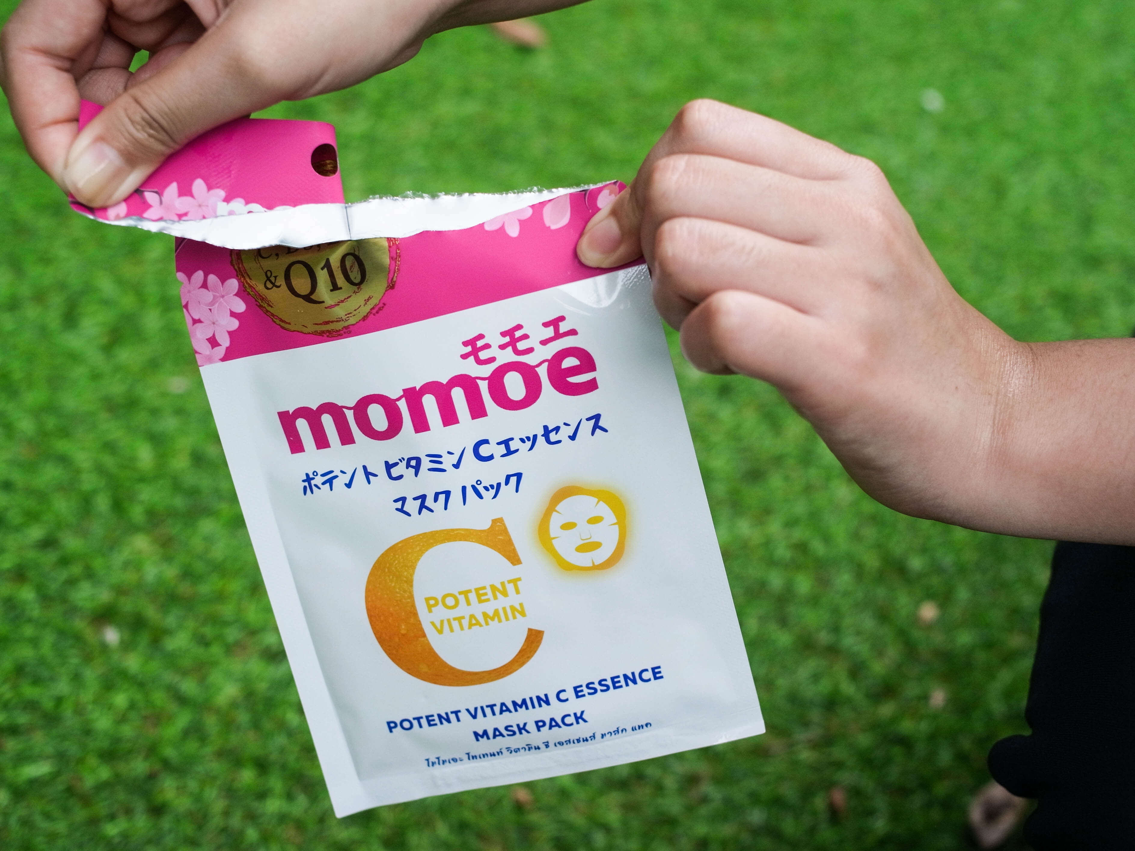 Momoe , Vitamin C Mask , Mask Vitamin C , Momoe Mask , Mask Momoe