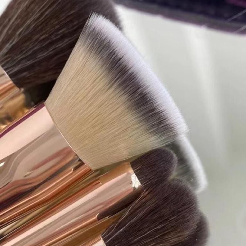 Charlotte Tilbury Foundation Brush Mini 10cm
